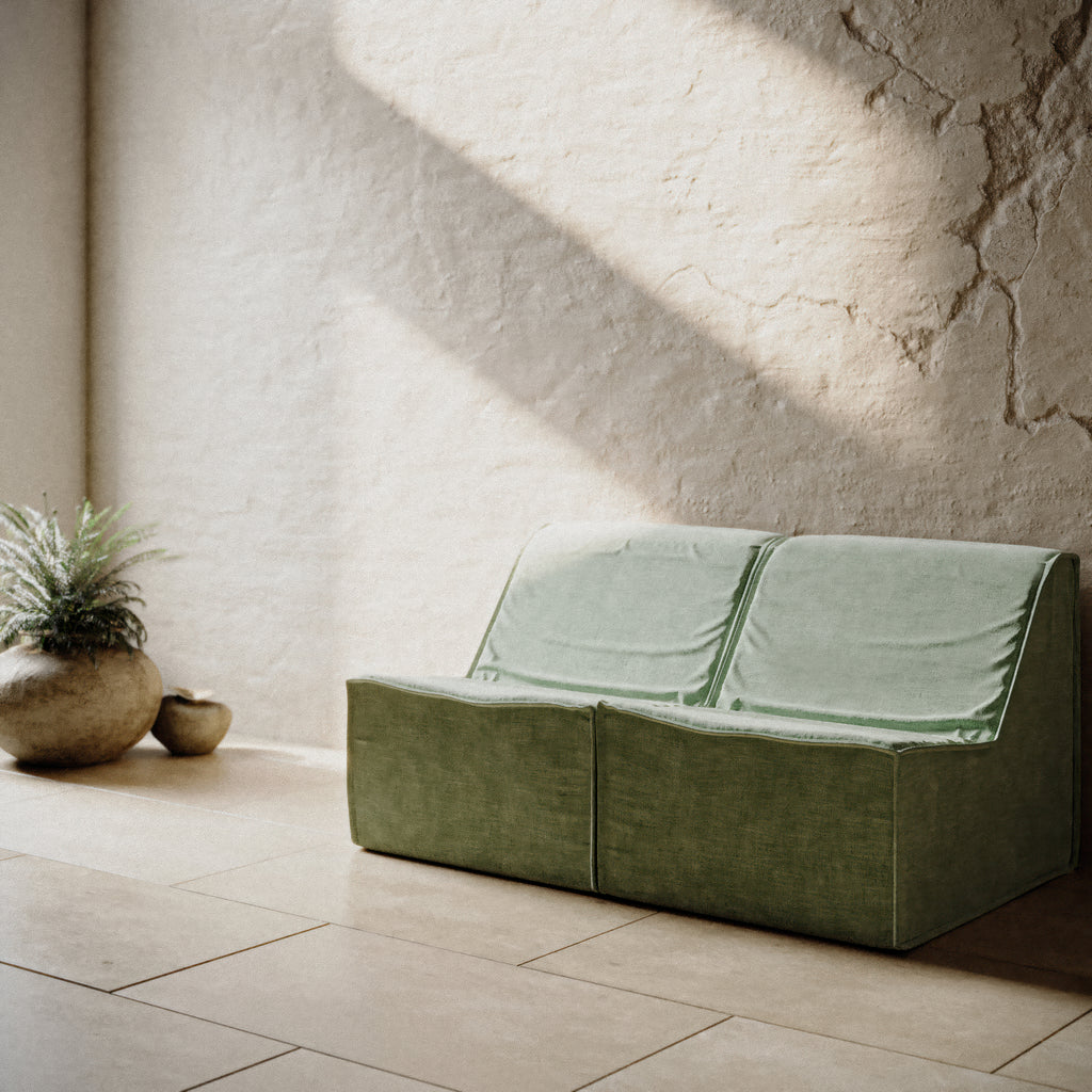 Minimalist loveseat - green